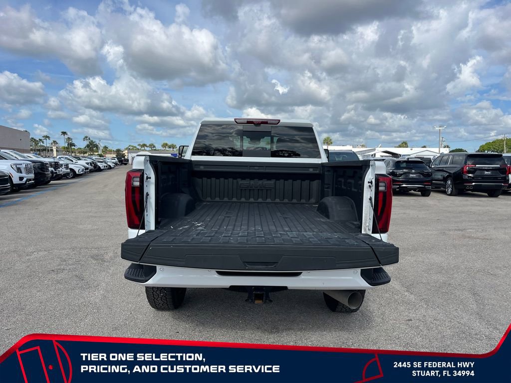Used 2025 GMC Sierra 3500 Denali w/ Denali Reserve Package AWD/4WD image 16