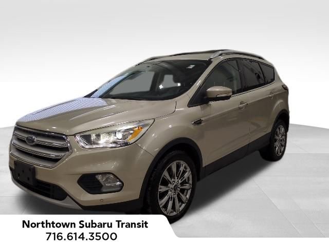 Used 2018 Ford Escape Titanium image 3