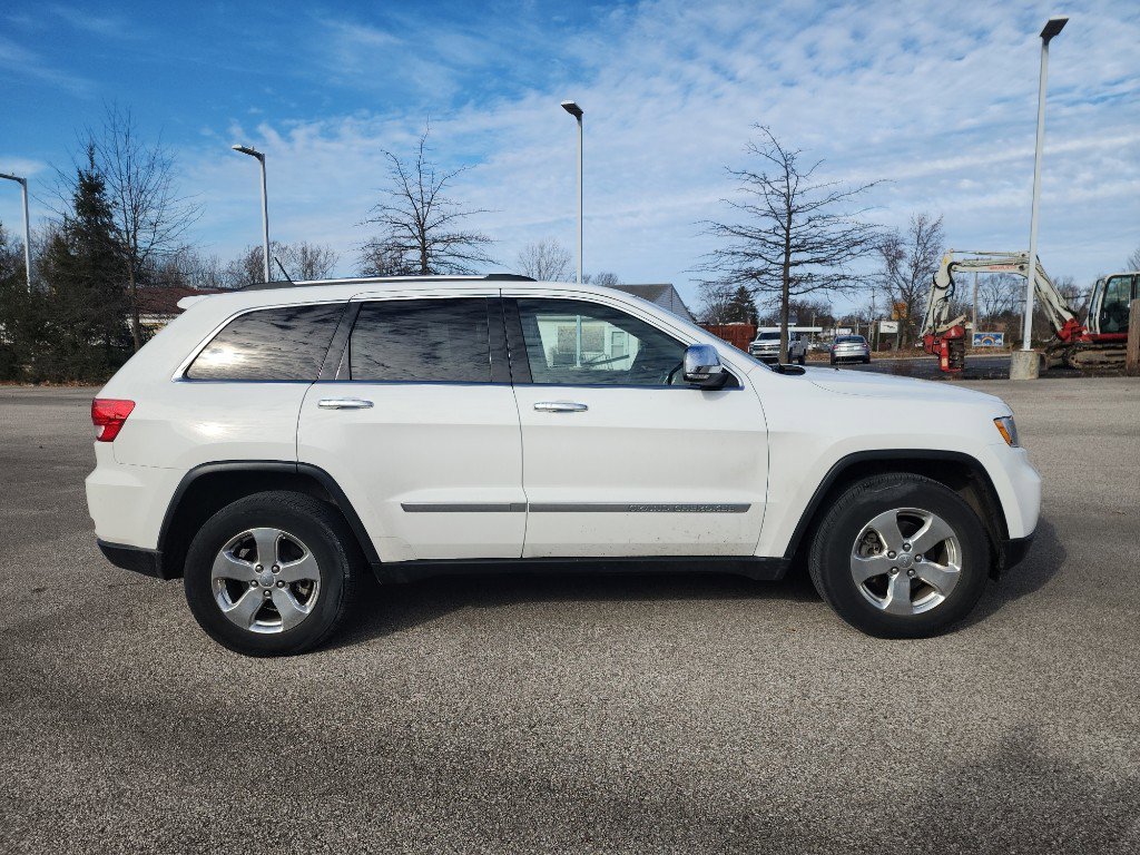 Used 2013 Jeep Grand Cherokee Limited image 7
