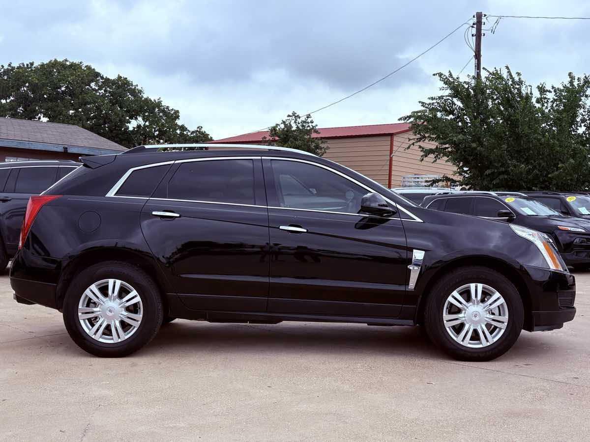 Used 2016 Cadillac SRX Luxury w/ Driver Awareness Package FWD image 4