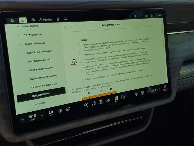 Used 2022 Rivian R1T Adventure image 24