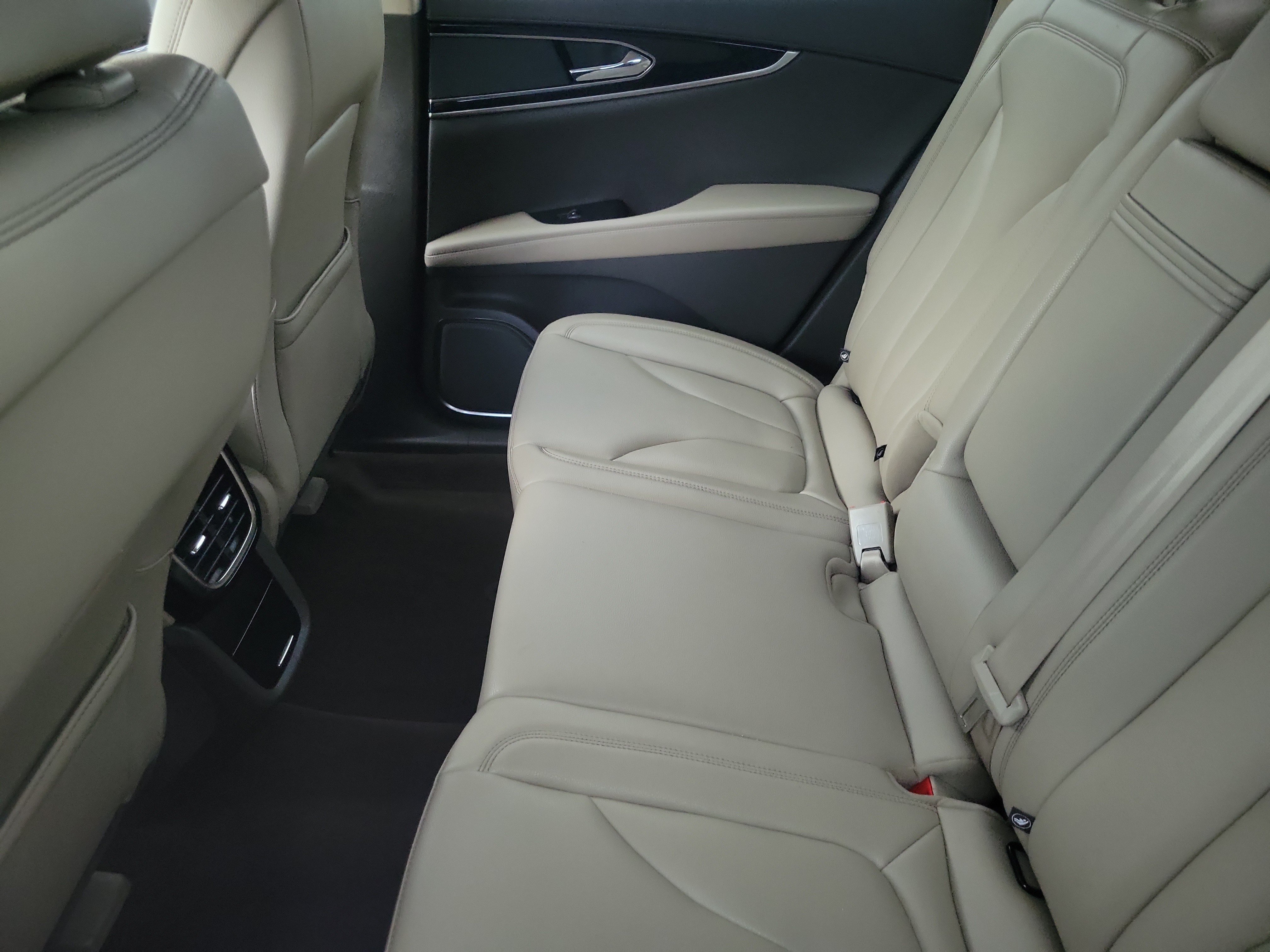 Certified 2023 Lincoln Nautilus AWD image 11