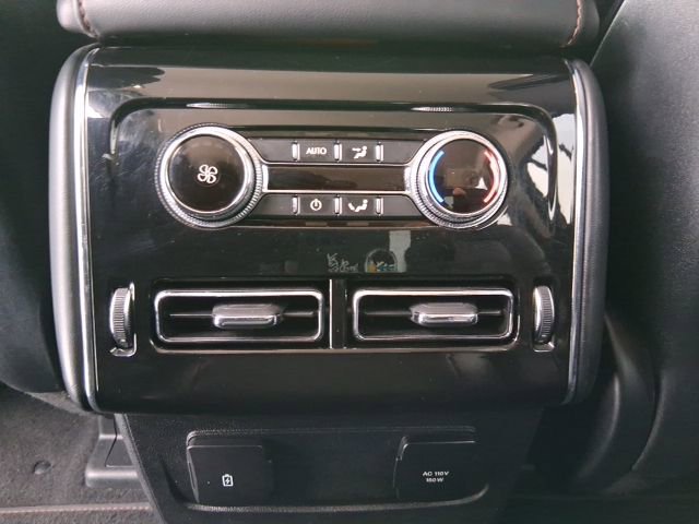 Used 2023 Lincoln Aviator AWD w/ Class IV Trailer Tow Package image 22