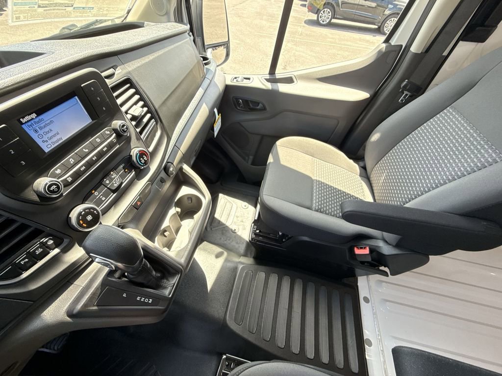 New 2025 Ford Transit 350 148 Medium Roof AWD image 31