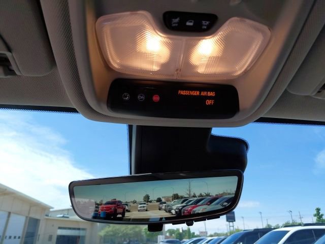 Used 2022 Buick Encore GX Essence w/ Advanced Technology Package FWD image 24