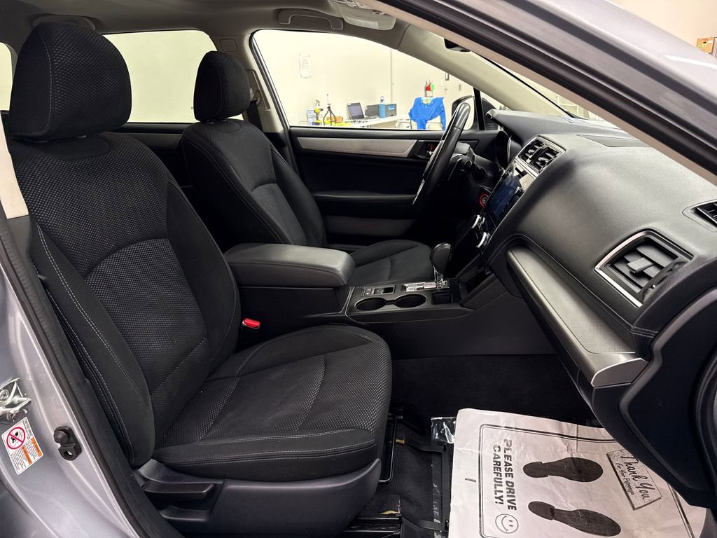 Used 2019 Subaru Outback 2.5i Premium AWD/4WD image 23