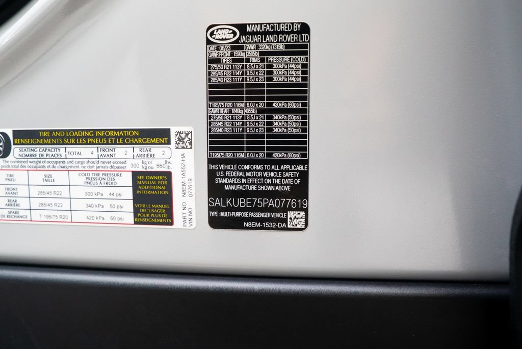 Used 2023 Land Rover Range Rover SV AWD/4WD image 63
