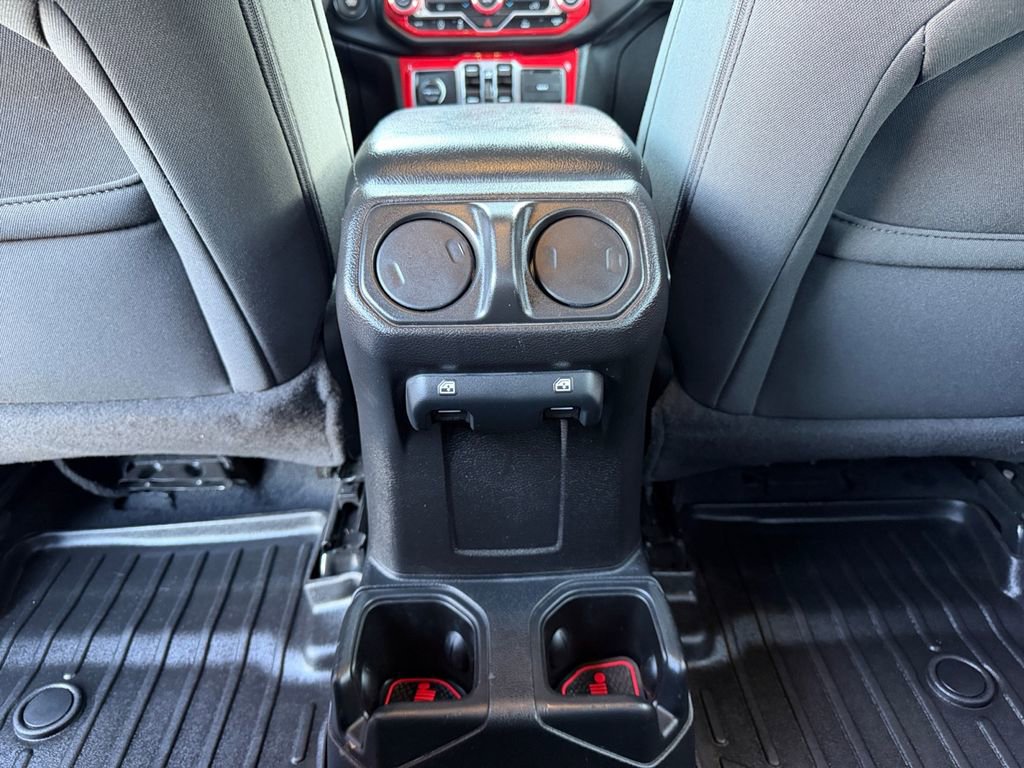 Used 2021 Jeep Gladiator Sport image 32