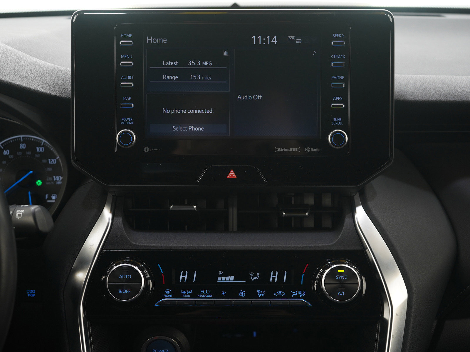 Used 2021 Toyota Venza XLE image 16