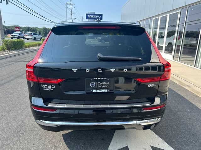 Certified 2023 Volvo XC60 B5 Plus w/ Climate Package AWD/4WD image 4