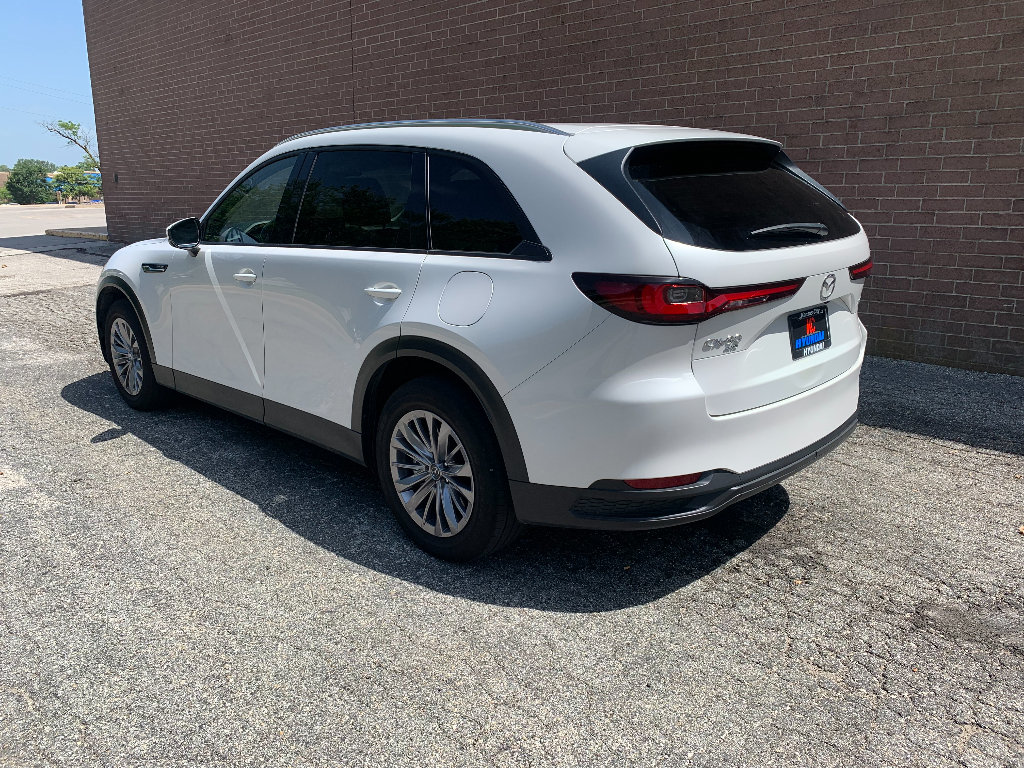 Used 2024 MAZDA CX-90 Plug-In Hybrid w/ Preferred AWD/4WD image 3
