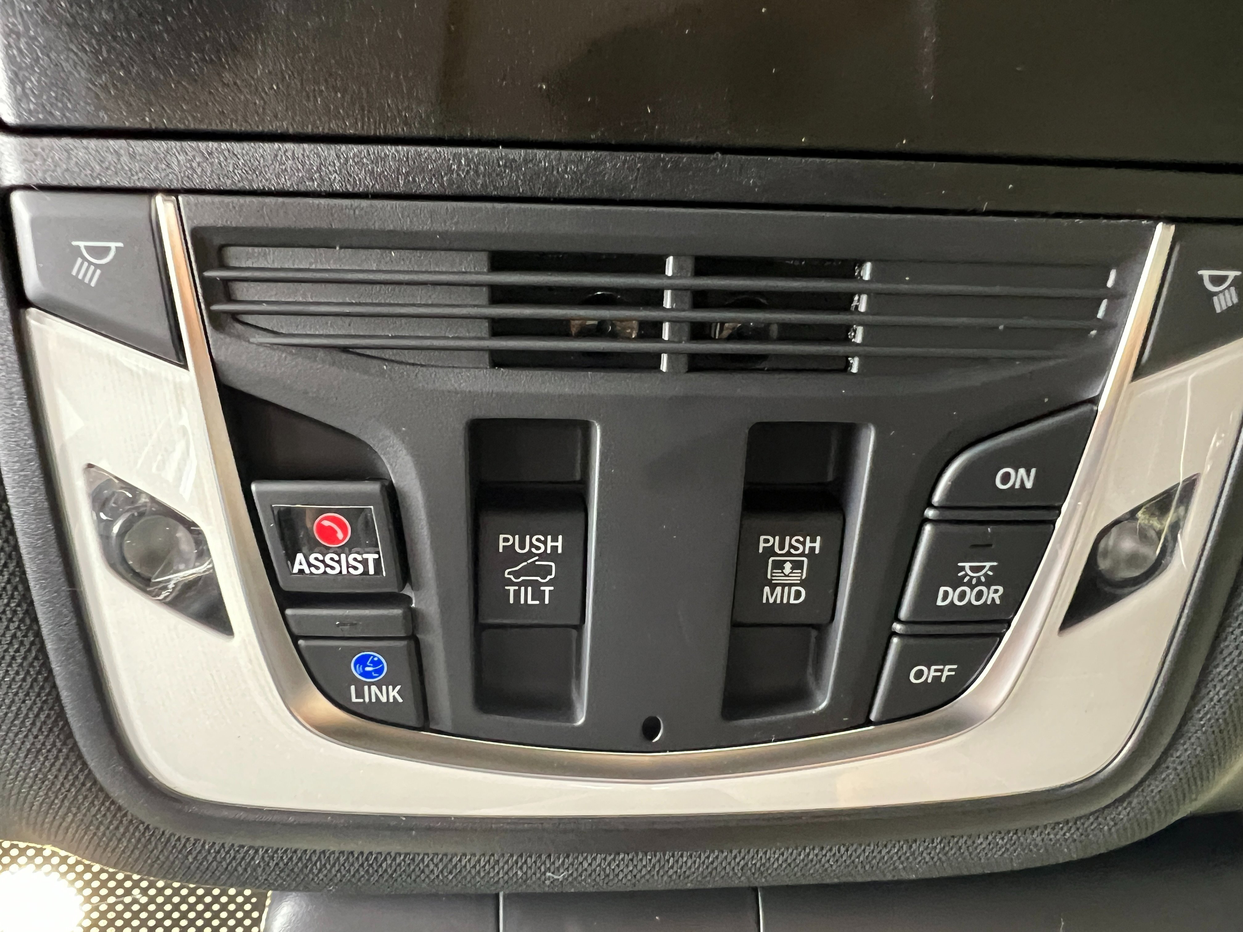 New 2026 Acura RDX SH-AWD image 18