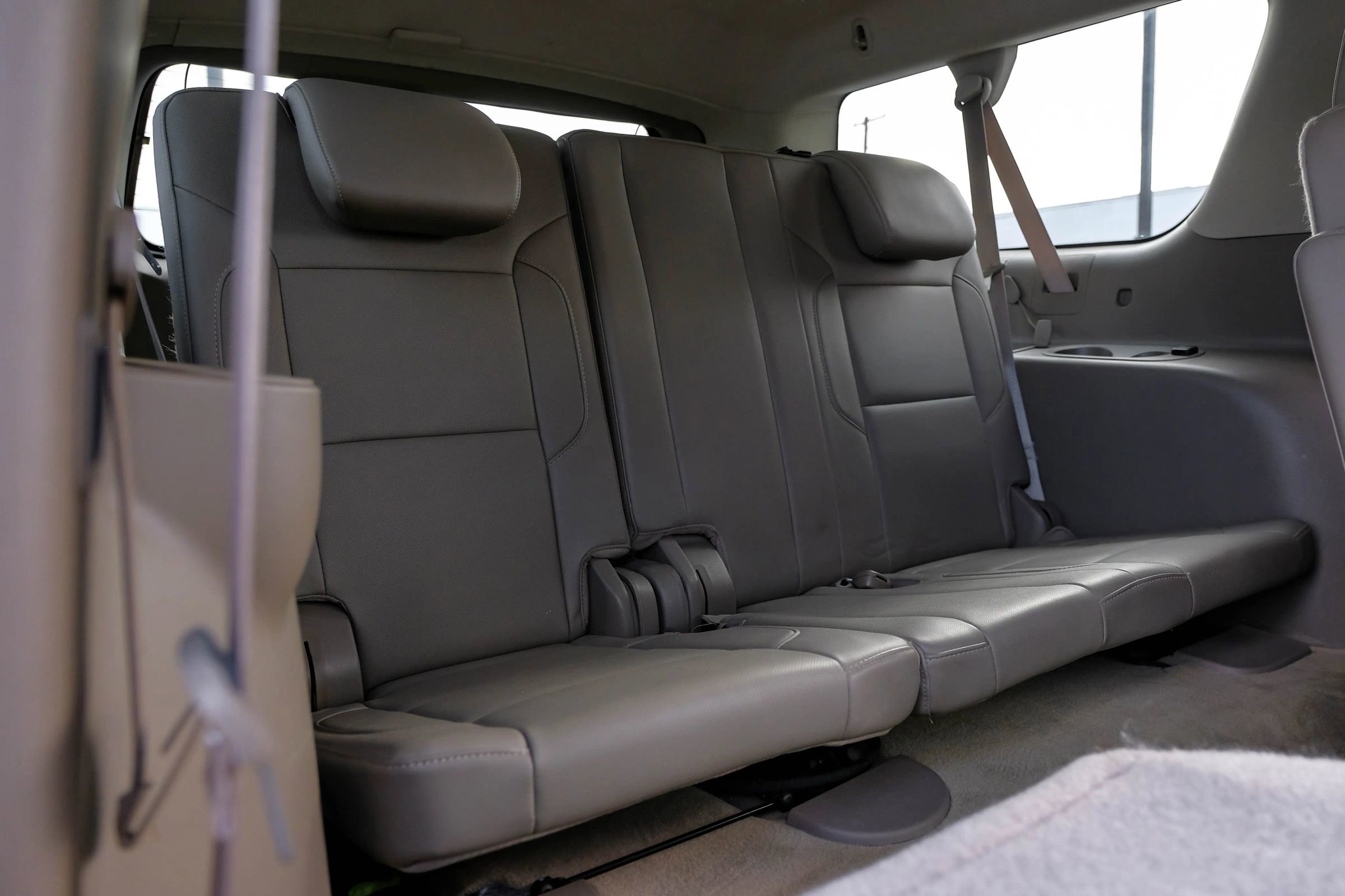 Used 2015 Chevrolet Suburban LTZ image 49