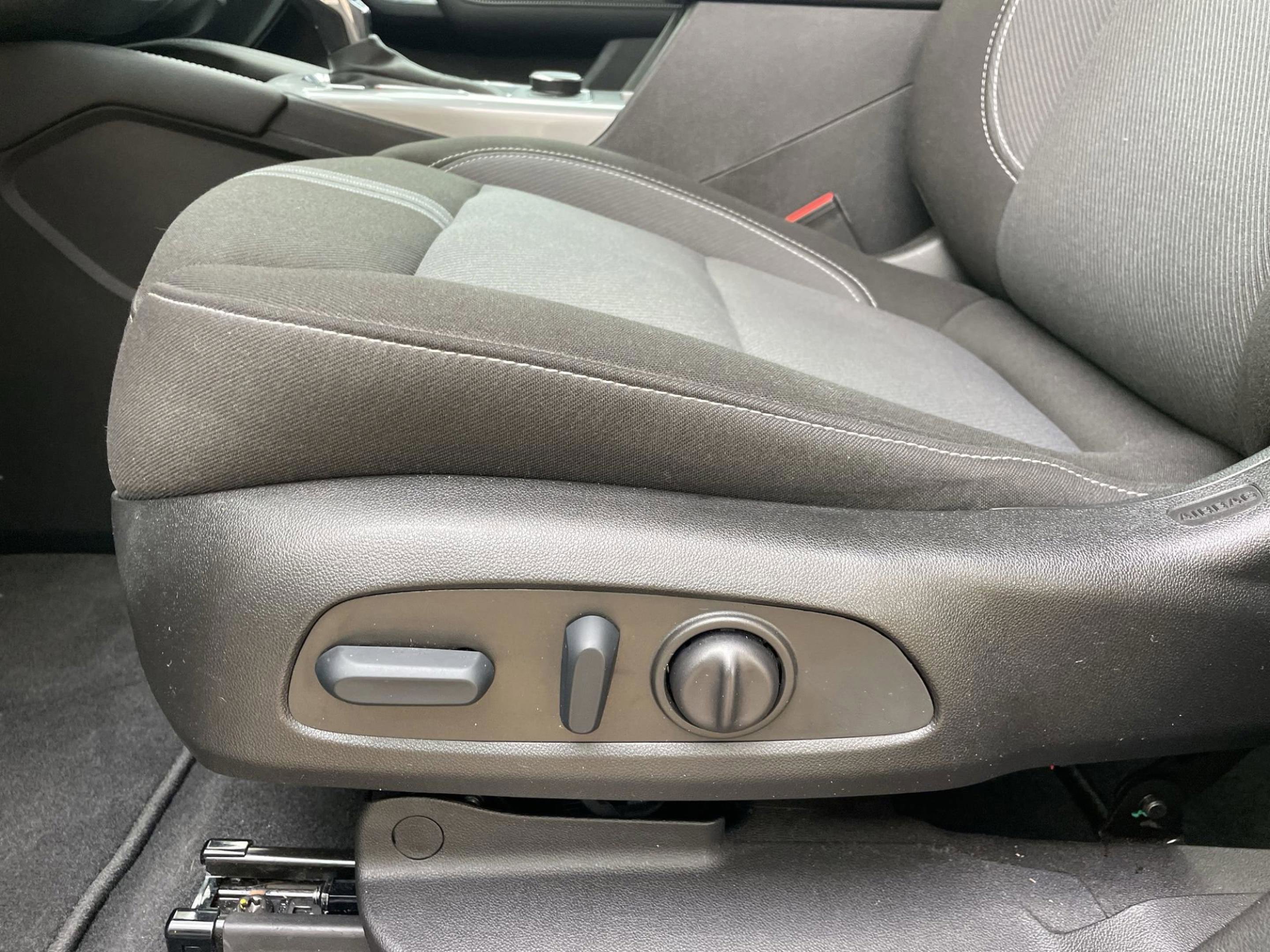 Used 2023 Chevrolet Blazer LT image 19