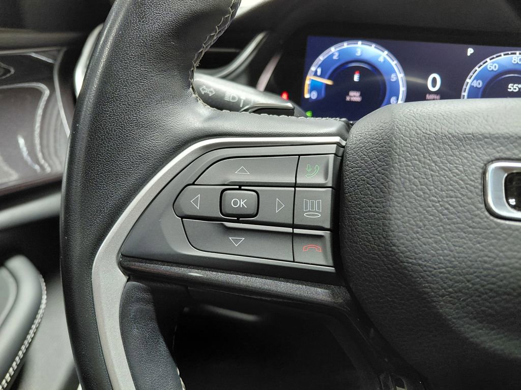 Certified 2022 Jeep Grand Cherokee L Laredo w/ Luxury Tech Group I AWD/4WD image 37