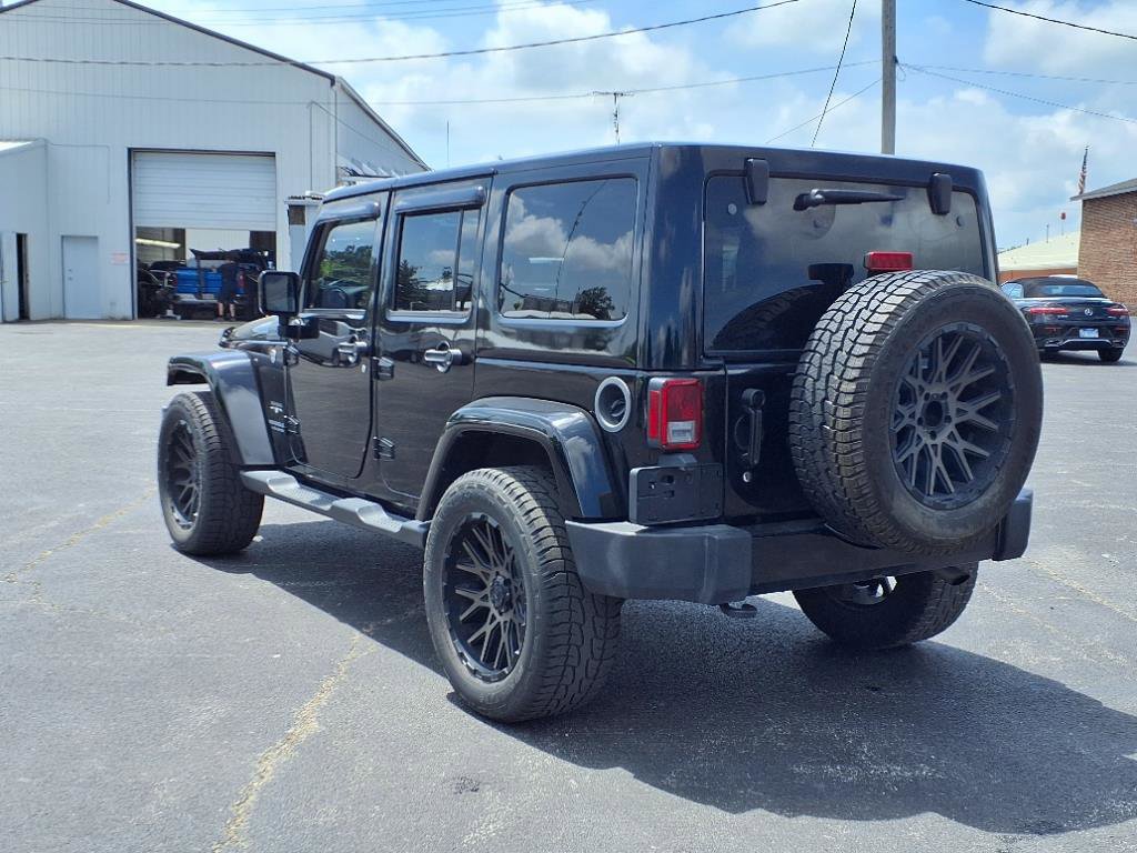 Used 2016 Jeep Wrangler Unlimited Sahara w/ Connectivity Group image 3
