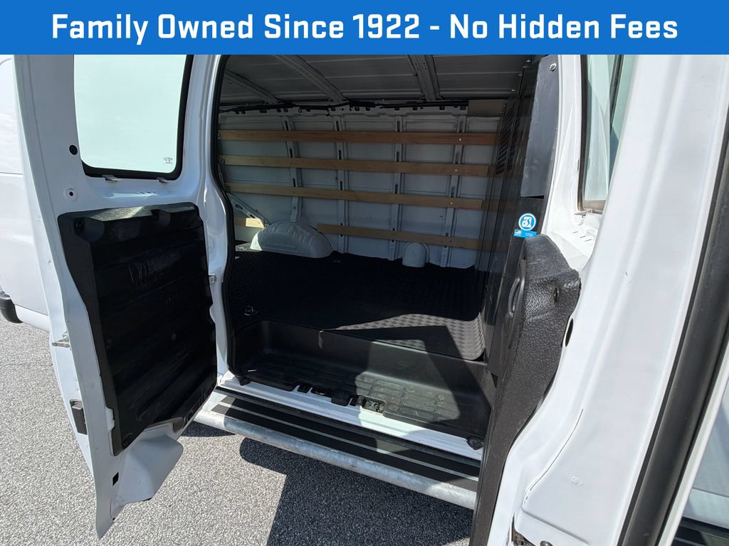 Used 2024 GMC Savana 2500 w/ Driver Convenience Package RWD image 15