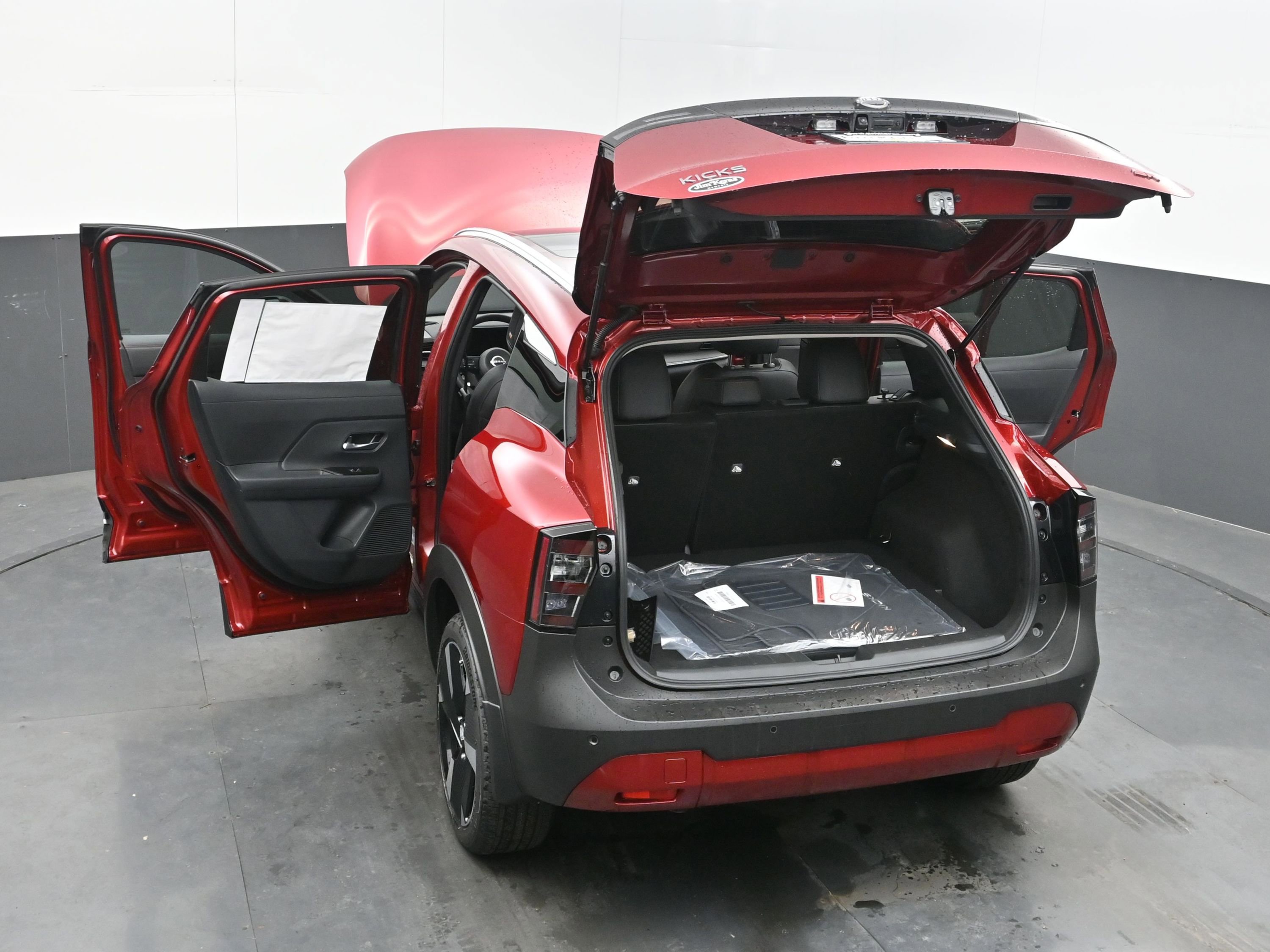 New 2026 Nissan Kicks SR w/ SR Premium Package image 43