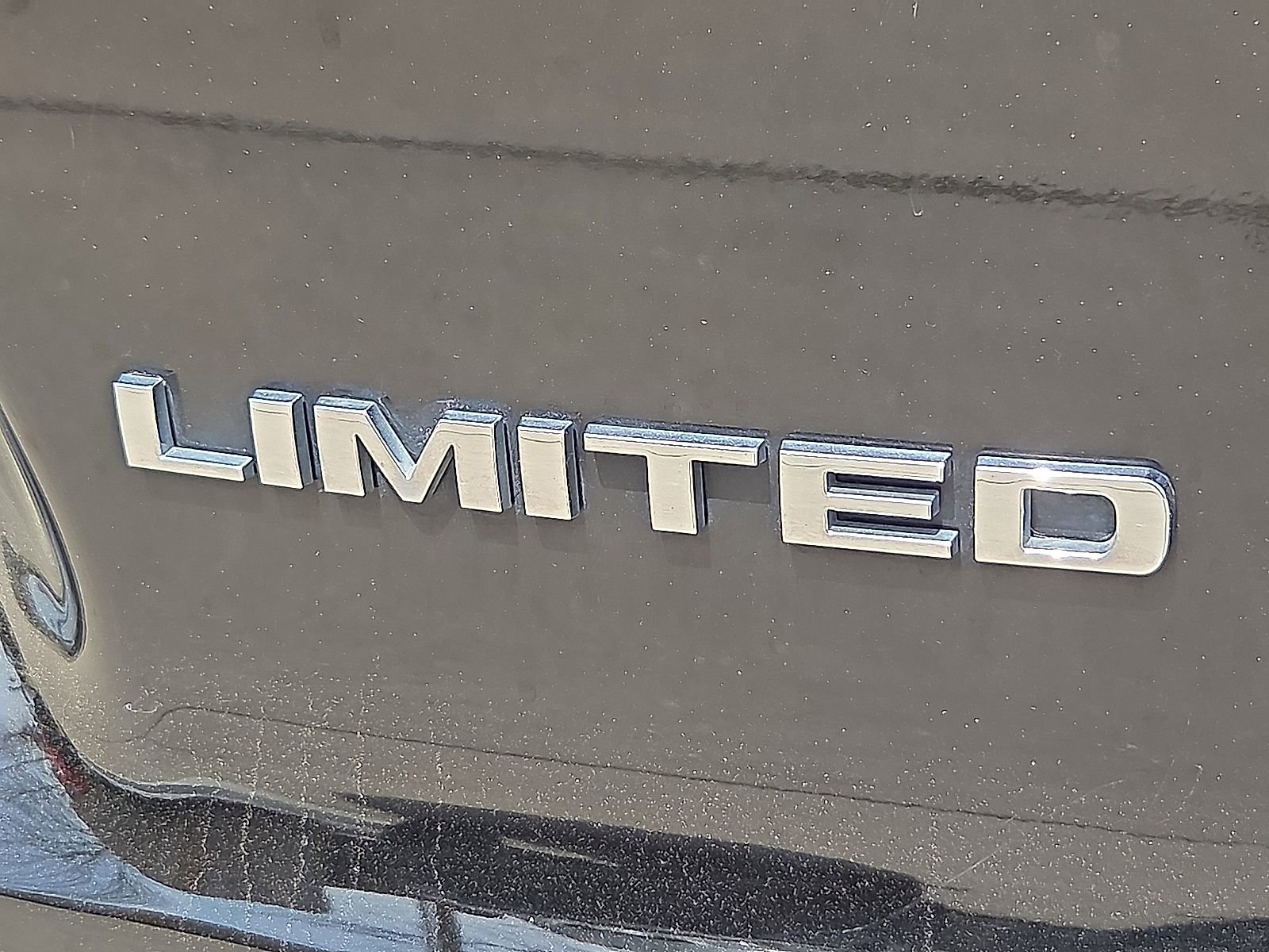 Used 2022 Jeep Cherokee Limited image 9