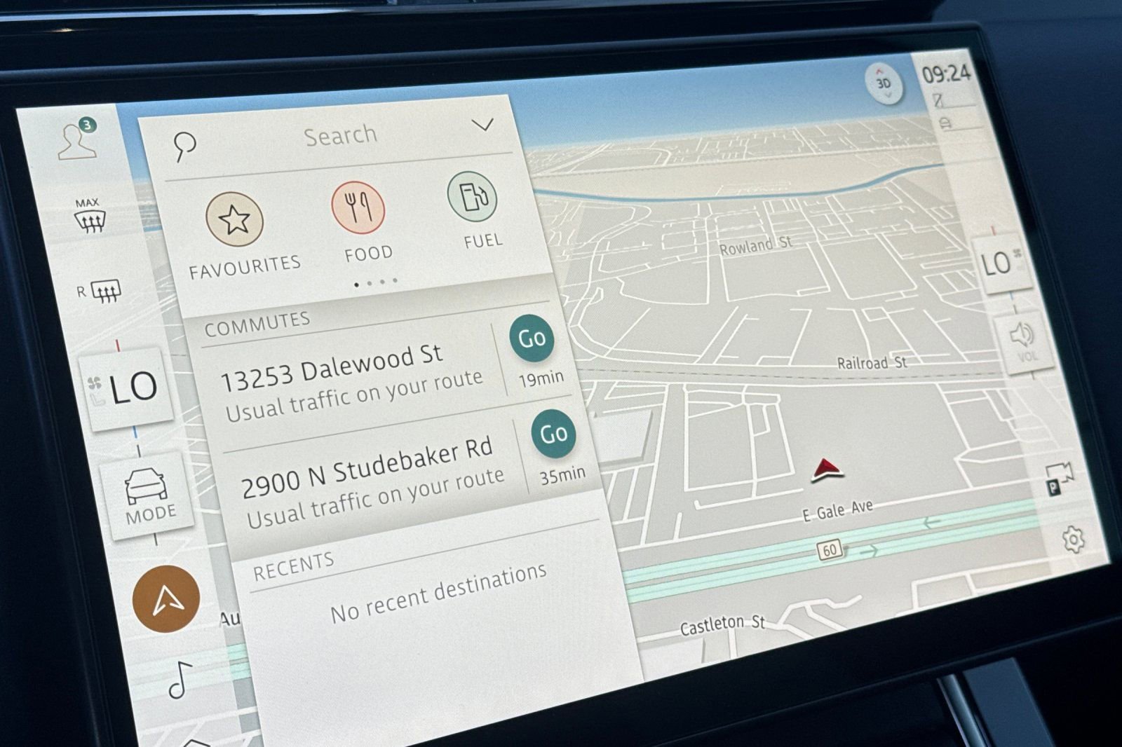 Used 2026 Land Rover Range Rover Velar Dynamic SE image 22