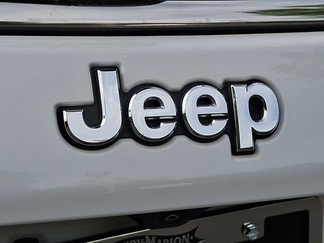 Used 2024 Jeep Compass Latitude AWD/4WD image 30