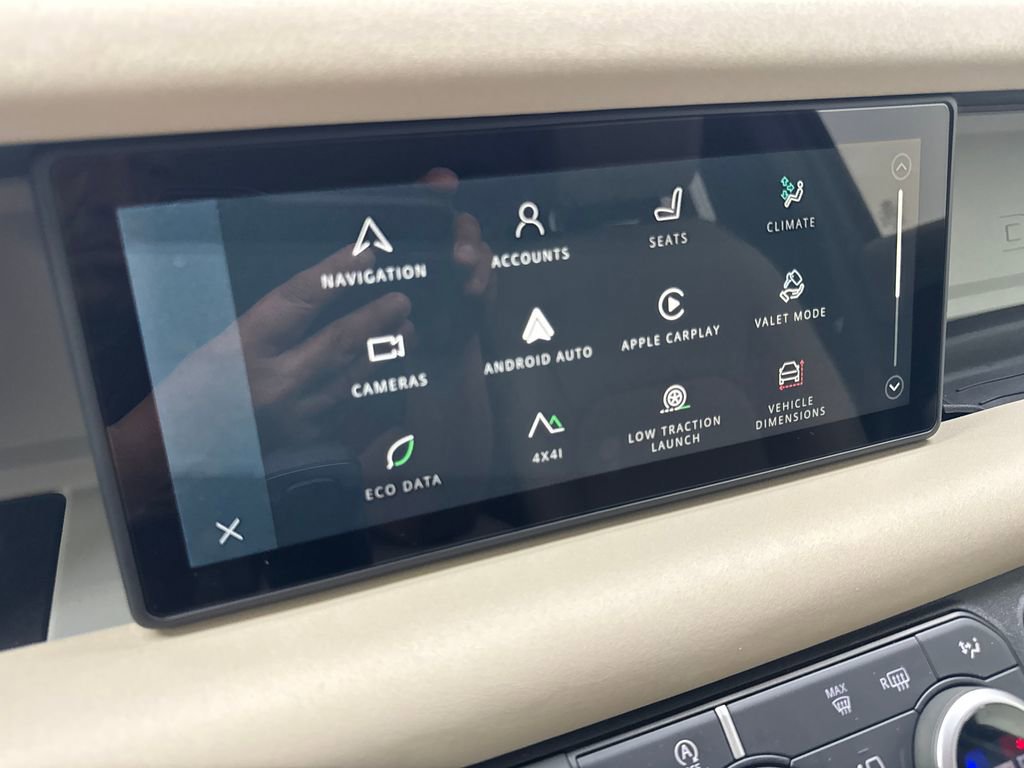 Used 2023 Land Rover Defender 110 SE AWD/4WD image 66