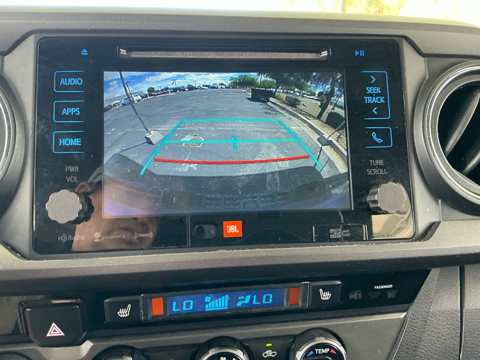 Used 2017 Toyota Tacoma TRD Off-Road image 29