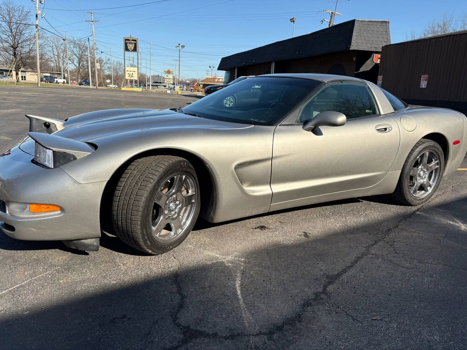 Used 1998 Chevrolet Corvette Coupe 2D w/ Performance Handling Pkg image 3