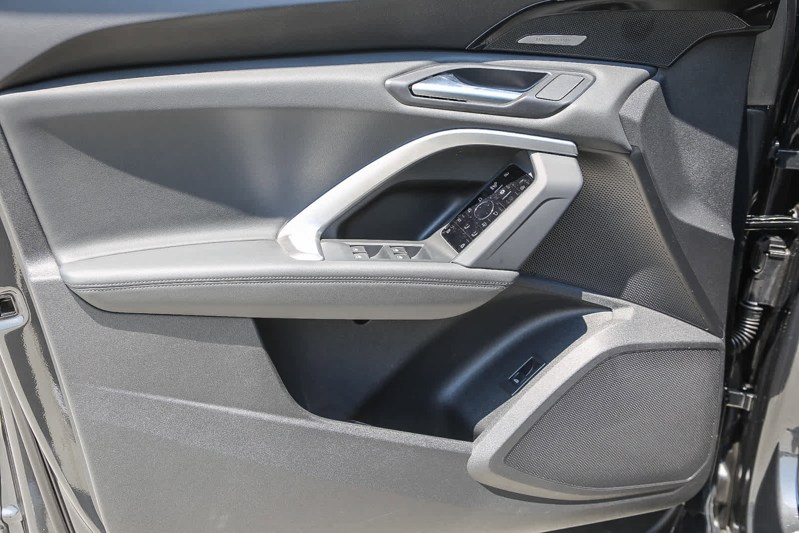 New 2025 Audi Q5 Premium Plus image 22