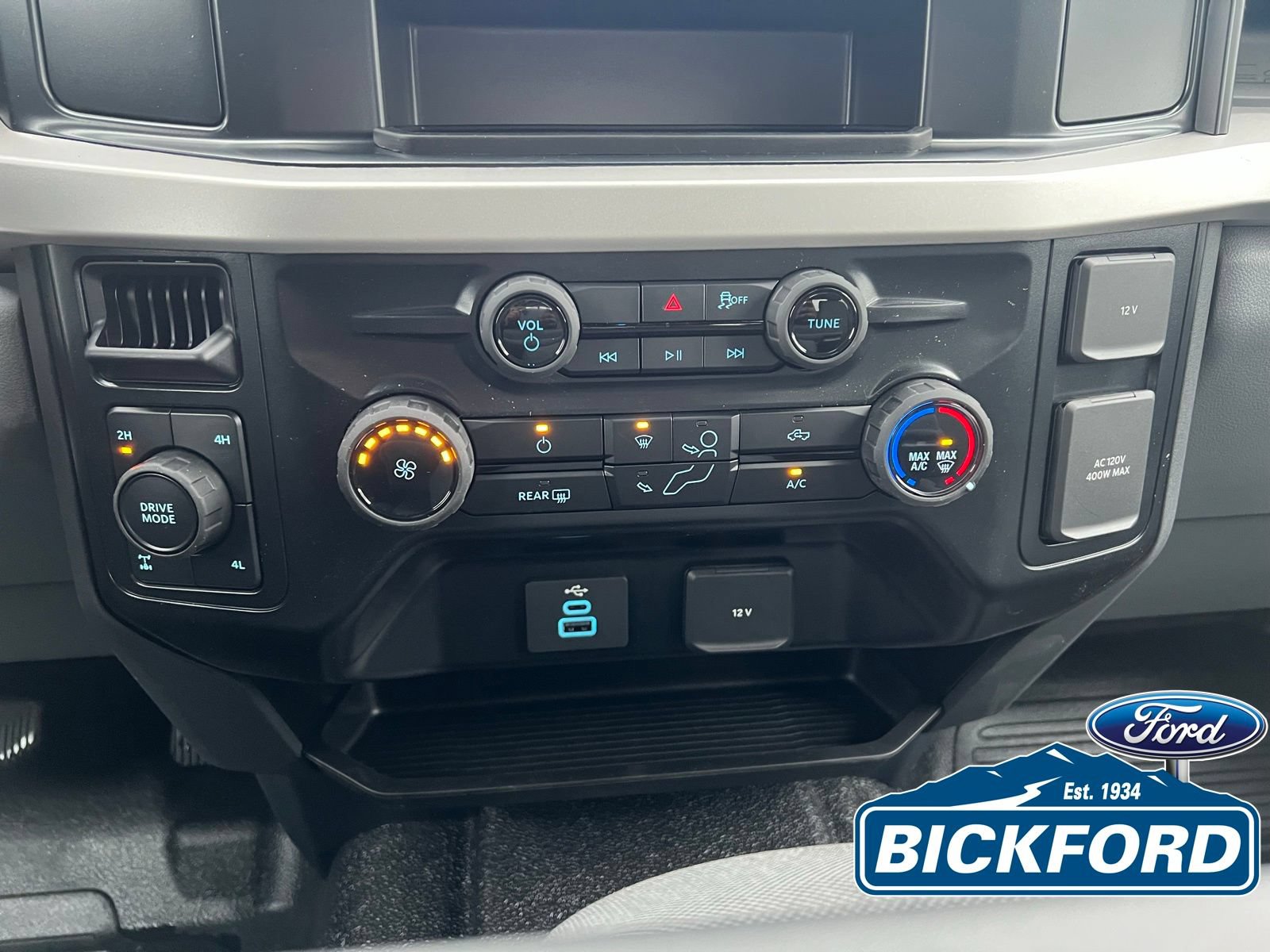 New 2026 Ford F250 XL AWD/4WD image 14