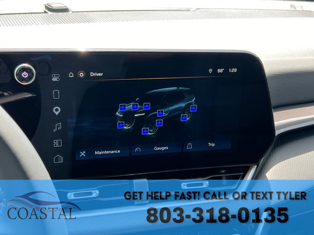 Used 2025 Chevrolet Equinox LT w/ Convenience Package II image 41