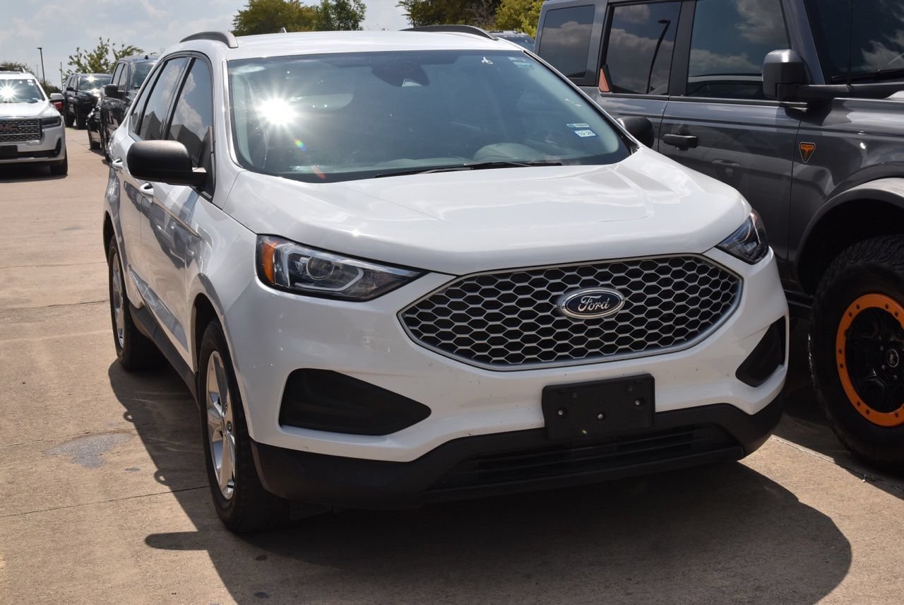 Used 2023 Ford Edge SE AWD/4WD image 4
