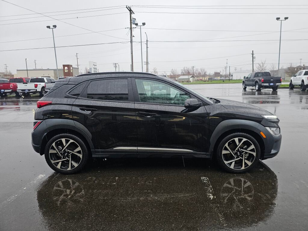 Used 2023 Hyundai Kona Limited image 5