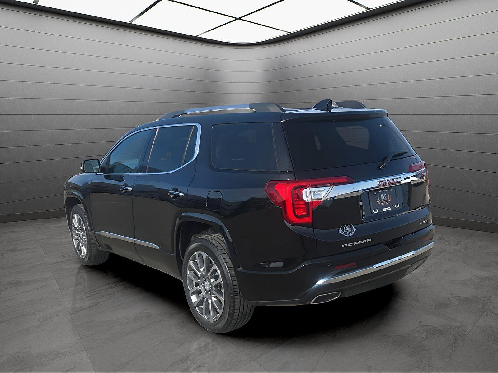 Used 2023 GMC Acadia Denali w/ Denali Ultimate Package AWD/4WD image 3