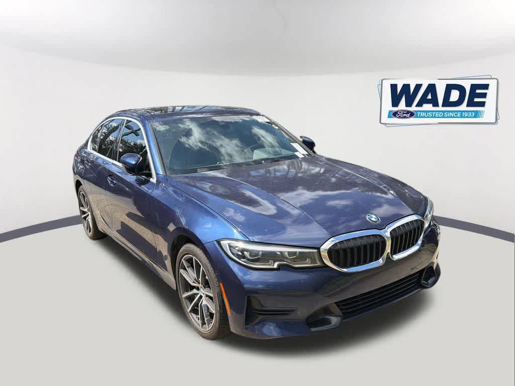 Used 2020 BMW 330i xDrive Sedan w/ Premium Package AWD/4WD image 3