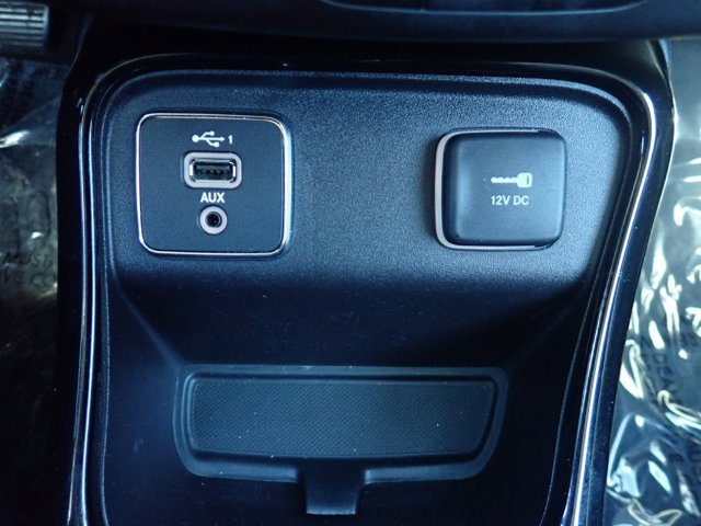 Used 2020 Jeep Compass Altitude image 21