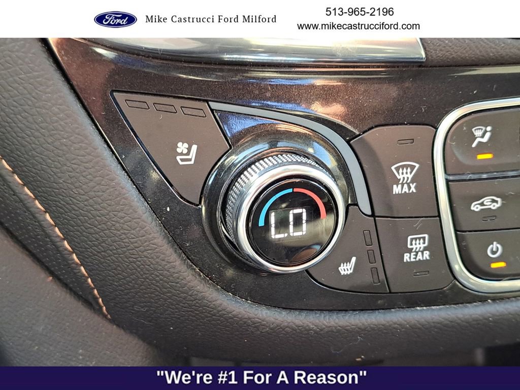 Used 2023 Chevrolet Equinox Premier image 15