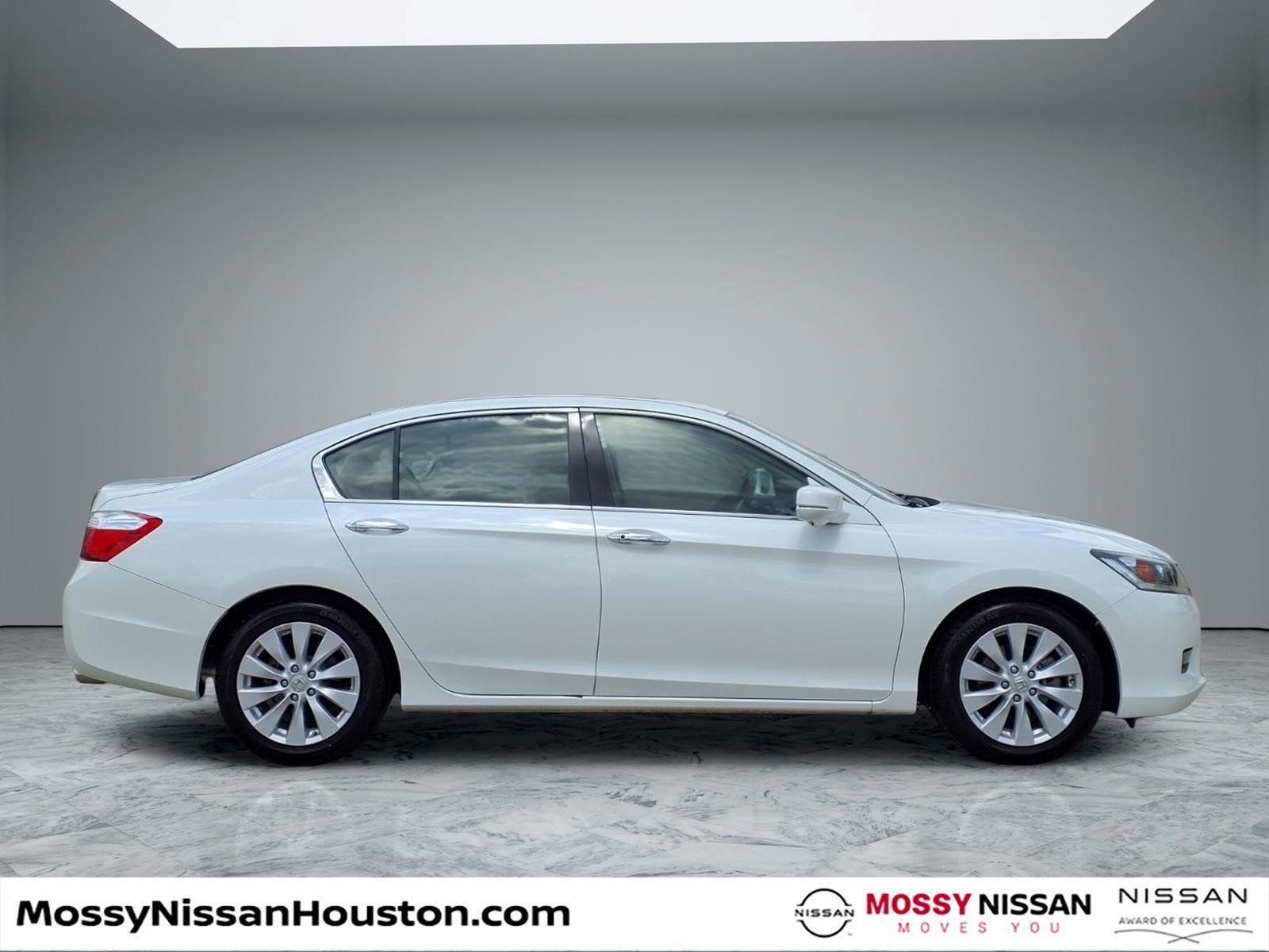 Used 2015 Honda Accord EX-L image 8