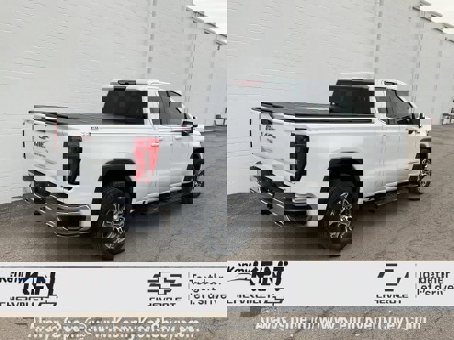 Used 2023 GMC Sierra 1500 SLE image 4