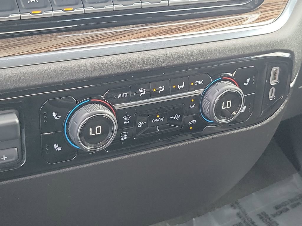 Used 2025 Chevrolet Silverado 1500 LT image 23