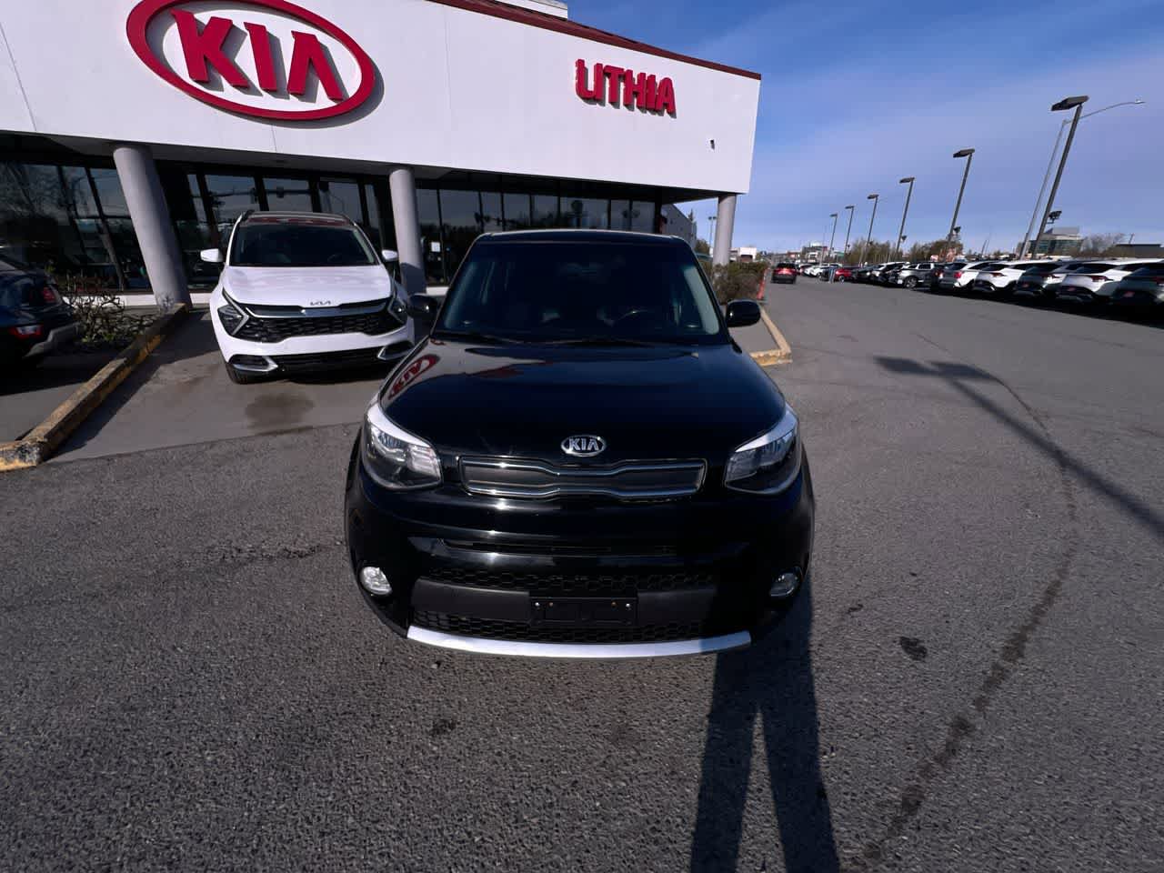 Used 2018 Kia Soul + FWD image 29