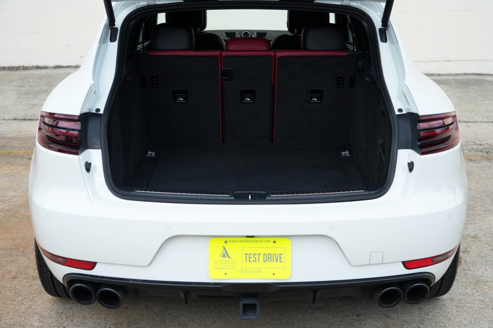 Used 2018 Porsche Macan GTS w/ Premium Package Plus AWD/4WD image 9