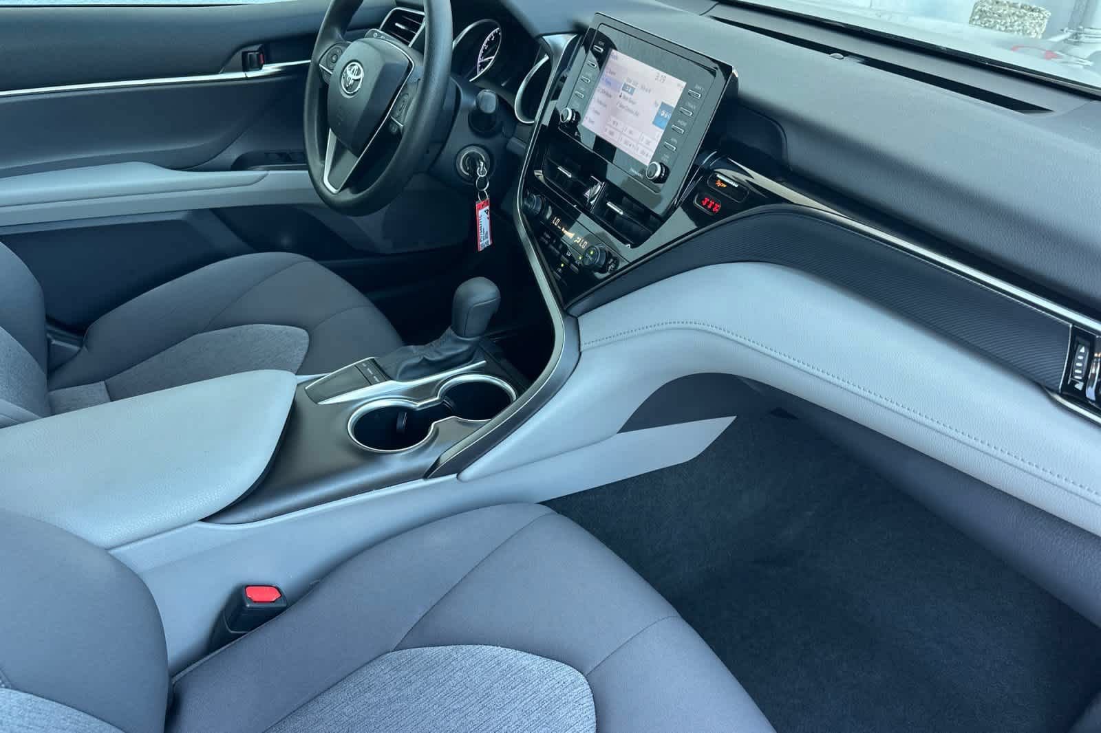 Used 2023 Toyota Camry LE FWD image 16