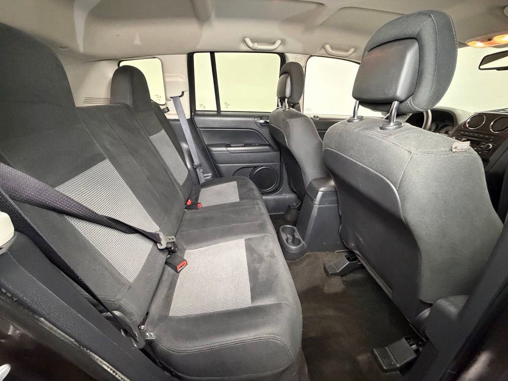 Used 2016 Jeep Compass Sport w/ Power Value Group image 8