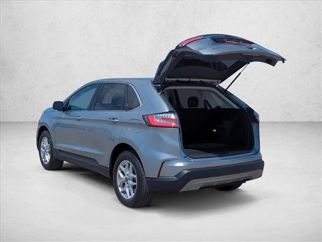 Used 2024 Ford Edge SEL AWD/4WD image 9