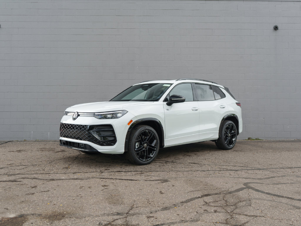New 2026 Volkswagen Tiguan SE R-Line