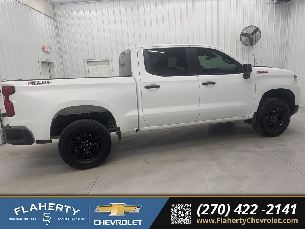 Used 2024 Chevrolet Silverado 1500 Custom Trail Boss image 2