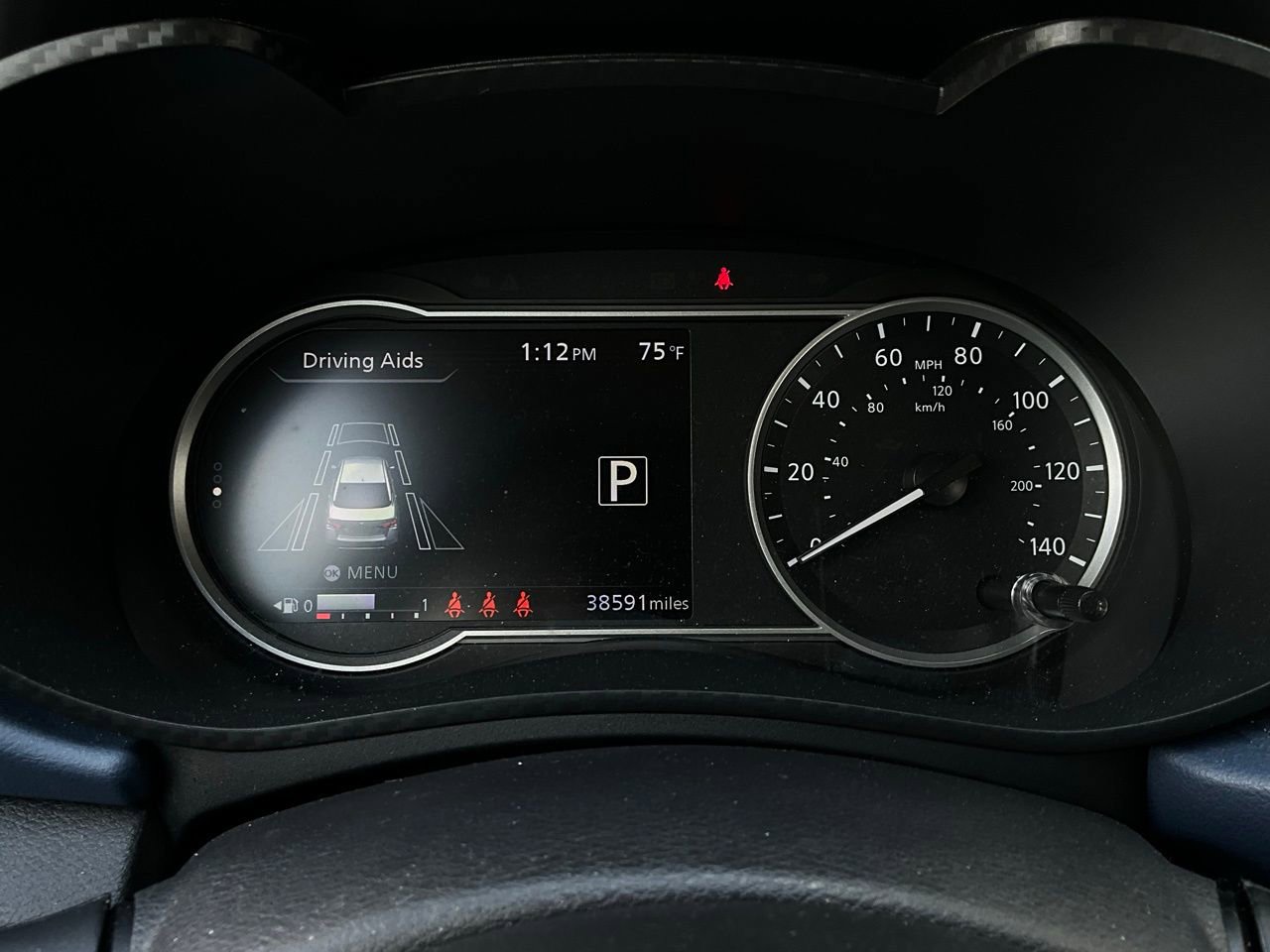 Used 2025 Nissan Versa SV image 33