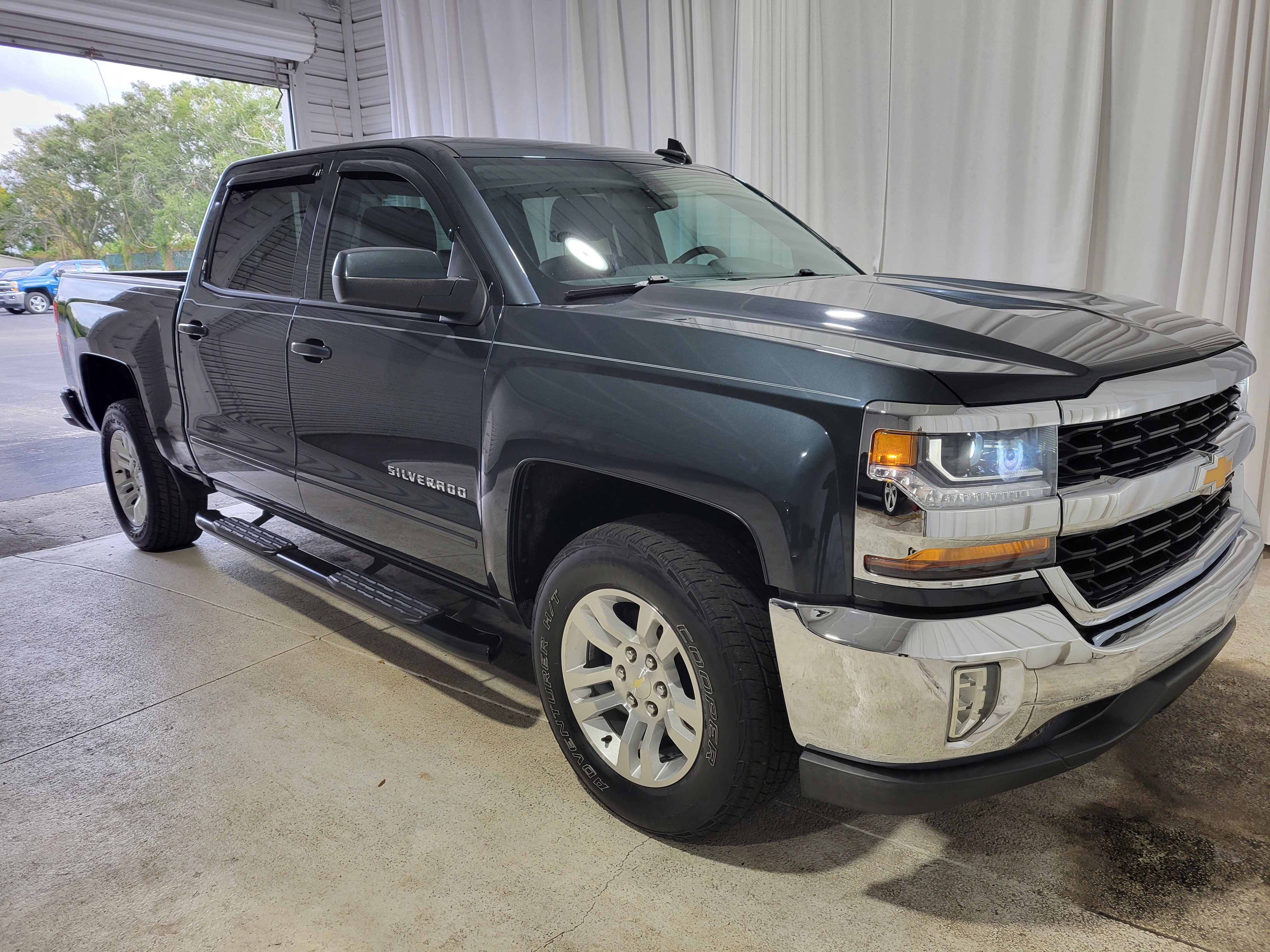 Certified 2017 Chevrolet Silverado 1500 LT w/ All Star Edition image 3
