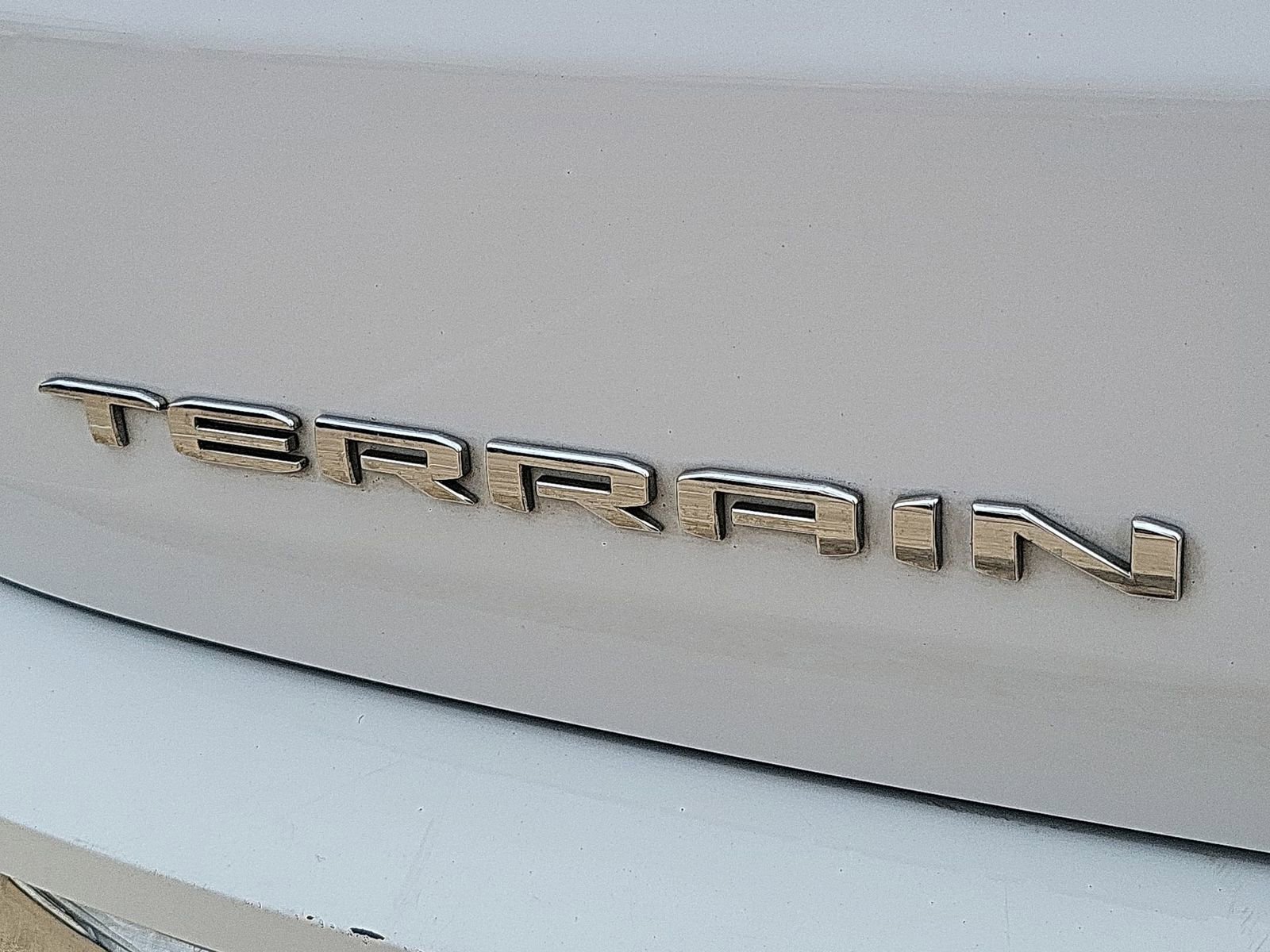 Certified 2023 GMC Terrain SLT image 30